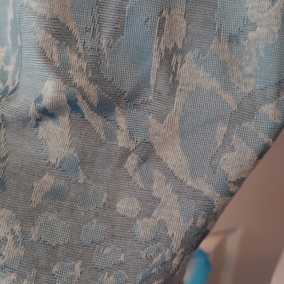 Vera Wang dress shirt partial see thru - Picture 4 of 4